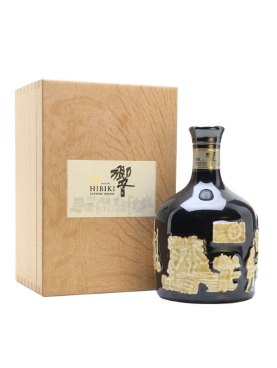 Suntory Hibiki 30 Year Old - Aritayaki Decanter _ The Whisky Exchange